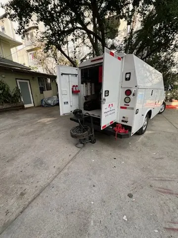 Magnet Plumbing service vehicle on-site for Slab Leak Repair in Lakeland